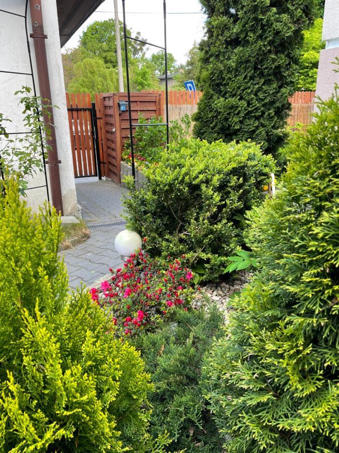 Apartament1 Tri-City Oliwa Ogrod, Prywatne Wejscie Gdańsk Buitenkant foto